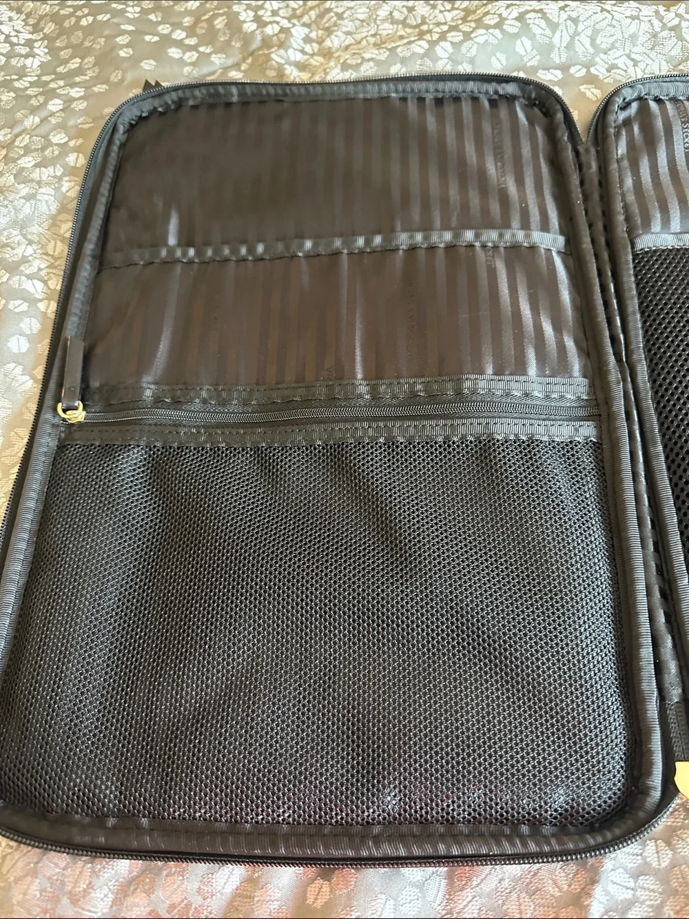 NWOT Victoria Secret Quilted Laptop Sleeve with Gold Logo